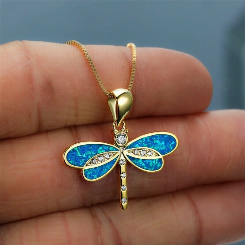 Collier Raffiné Plaqué Or avec Libellule et Opale