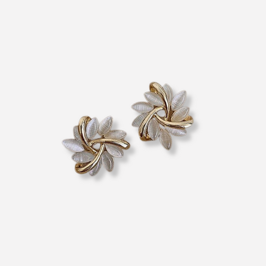 Sonja™ | Boucles d’oreilles de luxe avec opale blanche