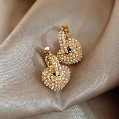 Boucles d’Oreilles Raffinées Or et Perles d’Amour