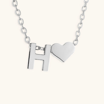 Ria™ | Collana con cuore e iniziali