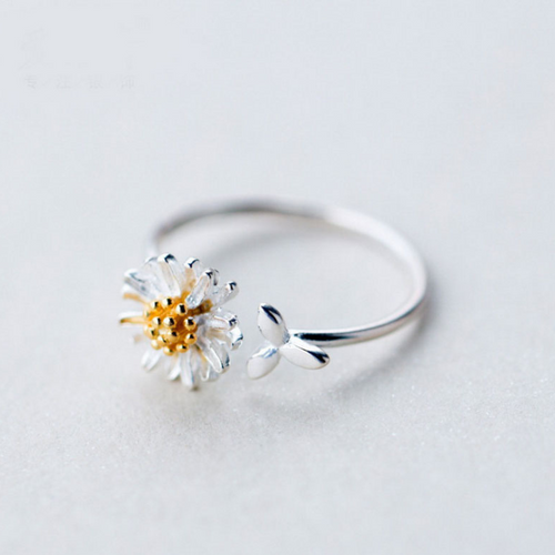Bague réglable en argent 925 avec une belle marguerite peinte à la main