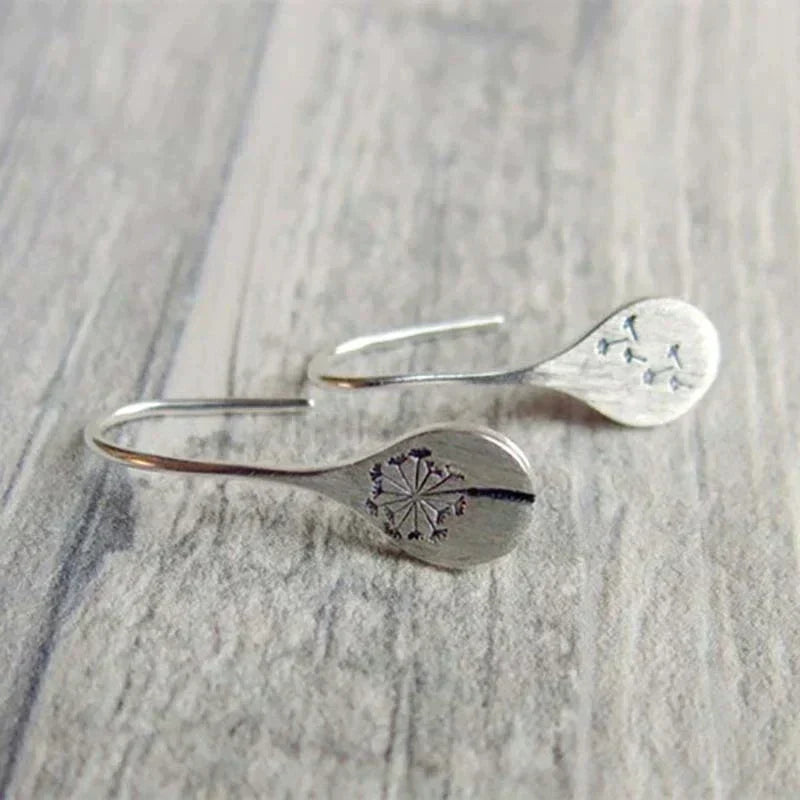 Boucles d’Oreilles Raffinées Vintage Motif Fleur en Argent Sterling 925