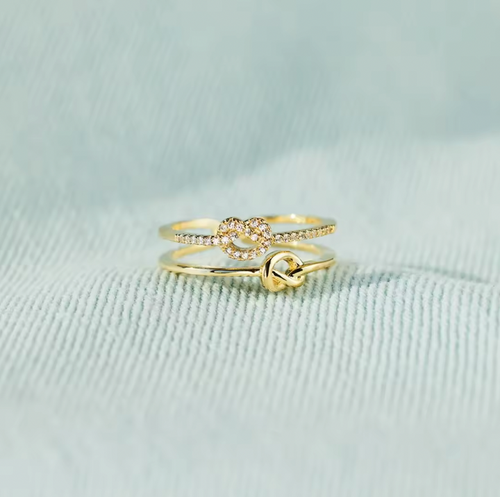 Anillo Amor Entrelazado - Amor y Compromiso