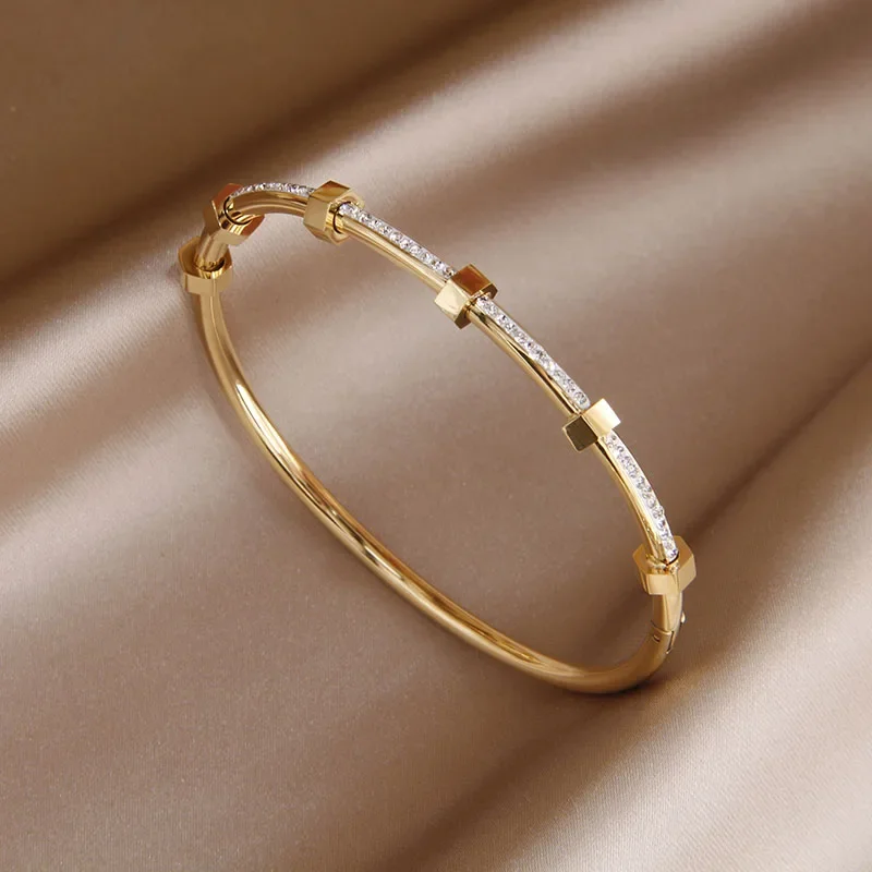 Madison™ | Bracelet doré éclat moissanite