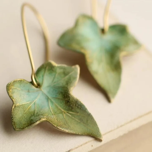 Boucles d’Oreilles Raffinées Vintage Motif Feuille Naturelle