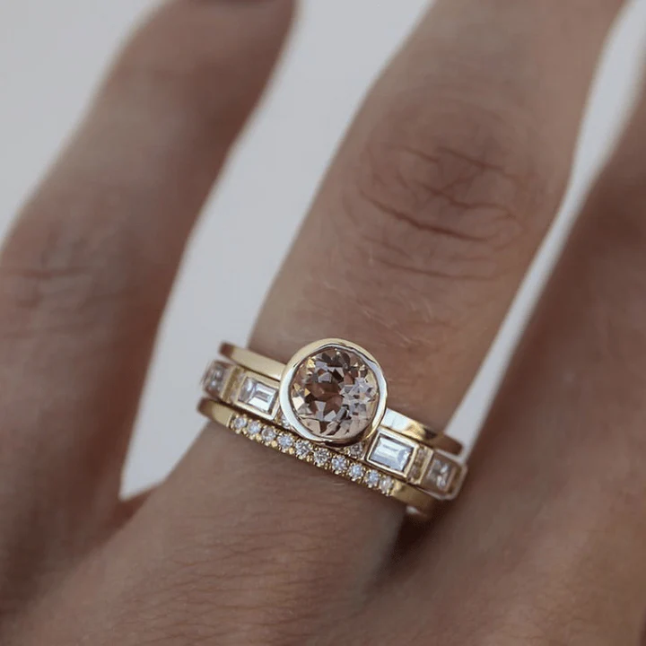Bague Vintage en Or Sertie d’un Cristal