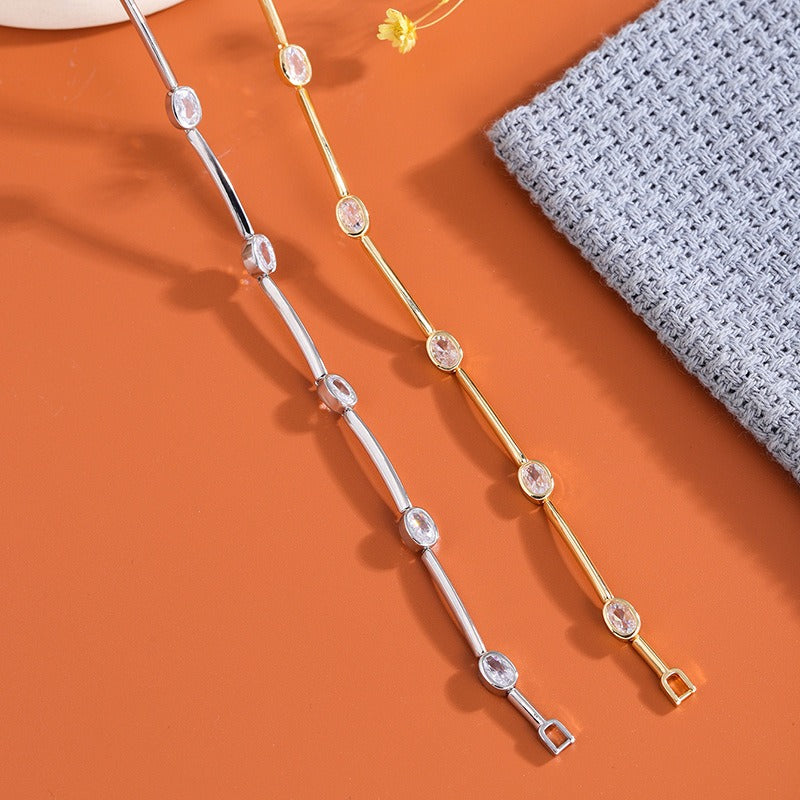 Élégant bracelet avec zirconias en or