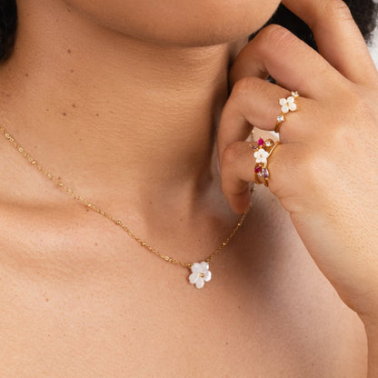 Magnifiques Fleurs Collier